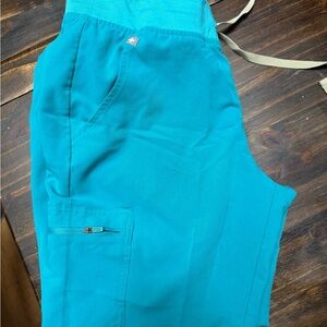 Figs Zamora Women's Scrub Pants in Teal